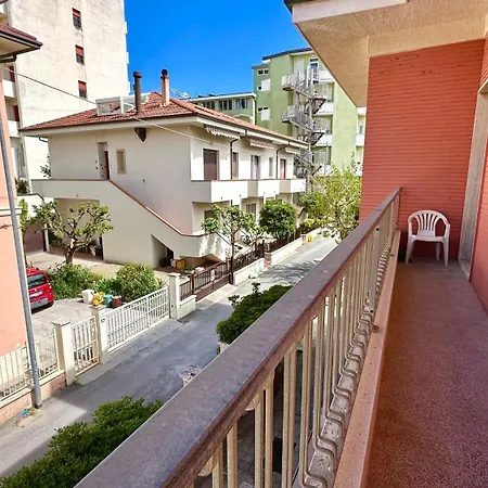 Se073 - Senigallia, Comodo Trilocale A 30 Mt Dal Mare Senigallia