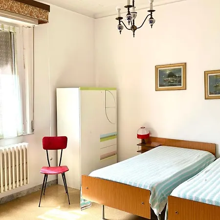 Apartment Se073 - Senigallia, Comodo Trilocale A 30 Mt Dal Mare *